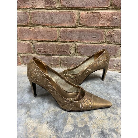 Chanel Brown-Gold Laser-Cut Pointed Toe Pumps - Picture 2 of 13